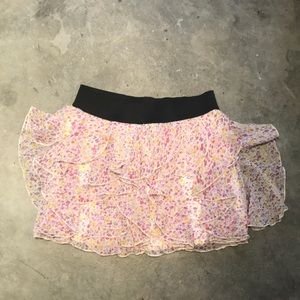 Forever 21 floral ruffle mini skirt